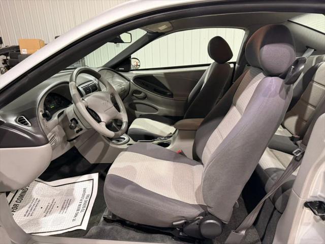 2004 Ford Mustang Base