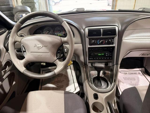 2004 Ford Mustang Base