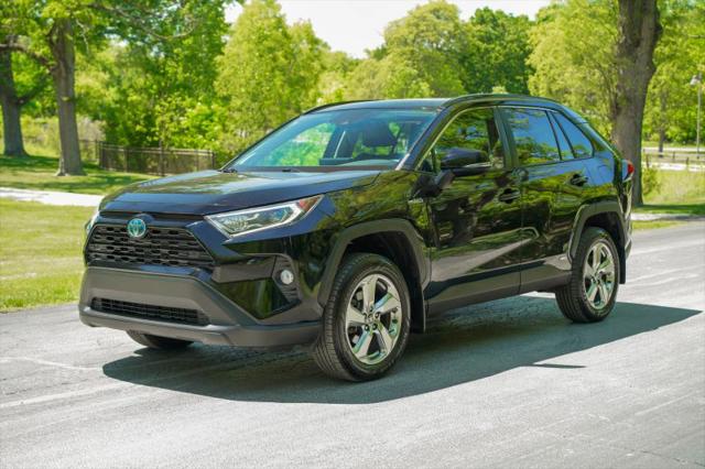 2021 Toyota RAV4 Hybrid XLE Premium for sale in Barrington, IL