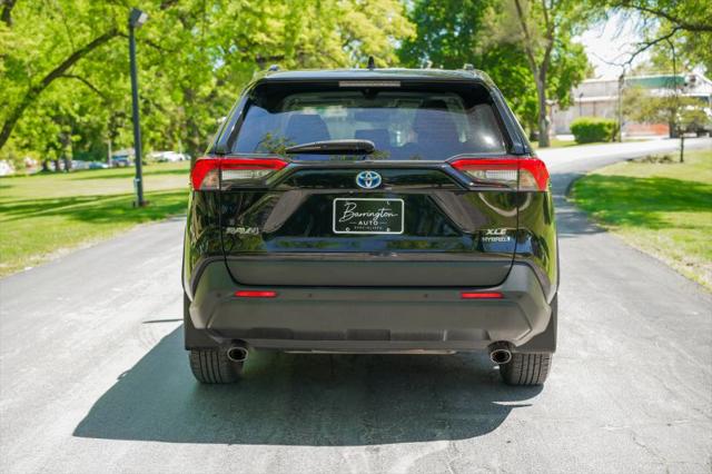 2021 Toyota RAV4 Hybrid XLE Premium