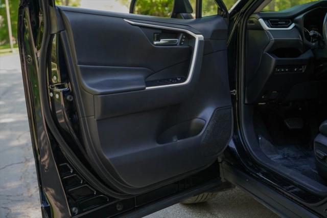 2021 Toyota RAV4 Hybrid XLE Premium