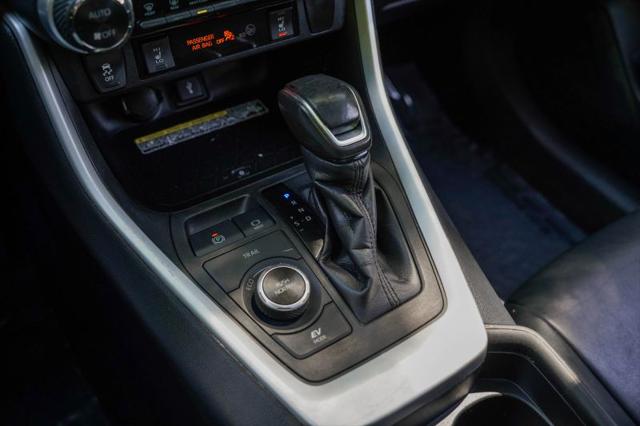 2021 Toyota RAV4 Hybrid XLE Premium