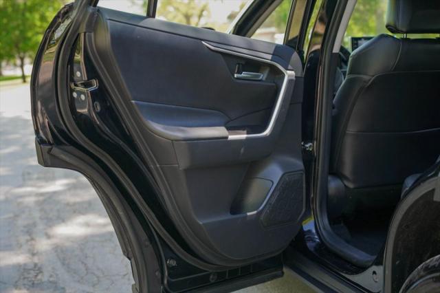 2021 Toyota RAV4 Hybrid XLE Premium
