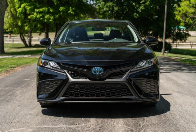 2022 Toyota Camry XSE Hybrid