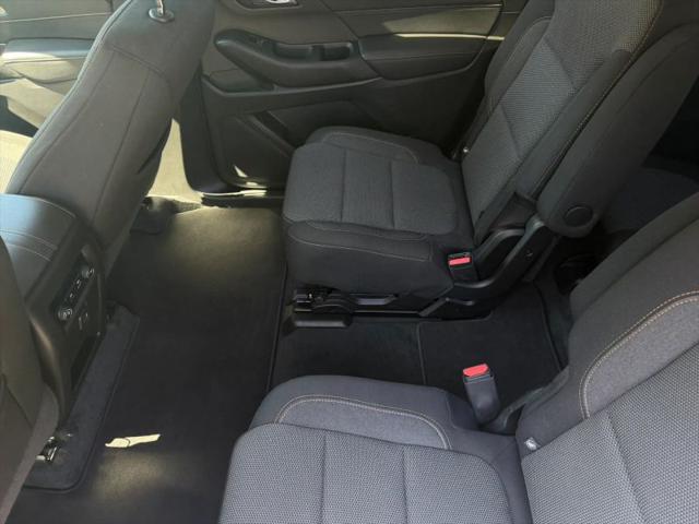 2021 Chevrolet Traverse FWD LT Cloth