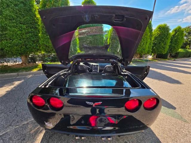 2005 Chevrolet Corvette Base