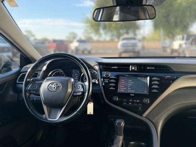 2020 Toyota Camry SE