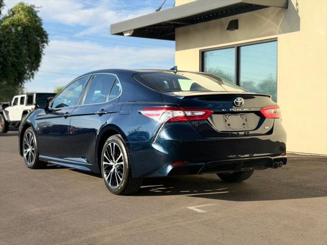 2020 Toyota Camry SE