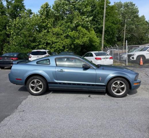 2006 Ford Mustang Base