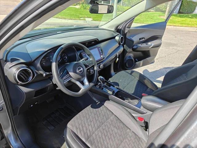 2024 Nissan Kicks SV Xtronic CVT