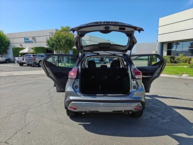 2024 Nissan Kicks SV Xtronic CVT