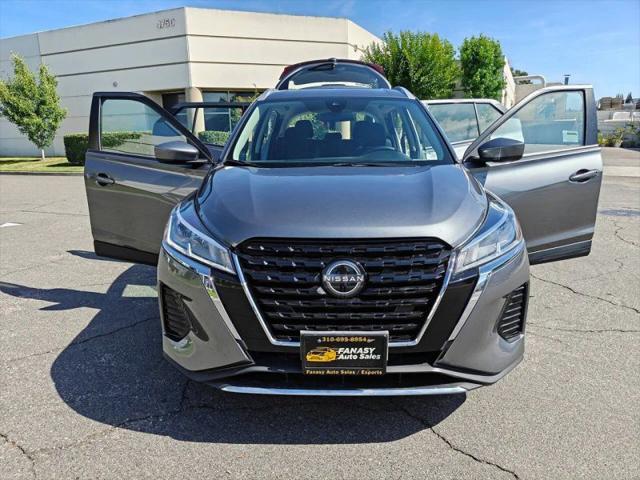2024 Nissan Kicks SV Xtronic CVT