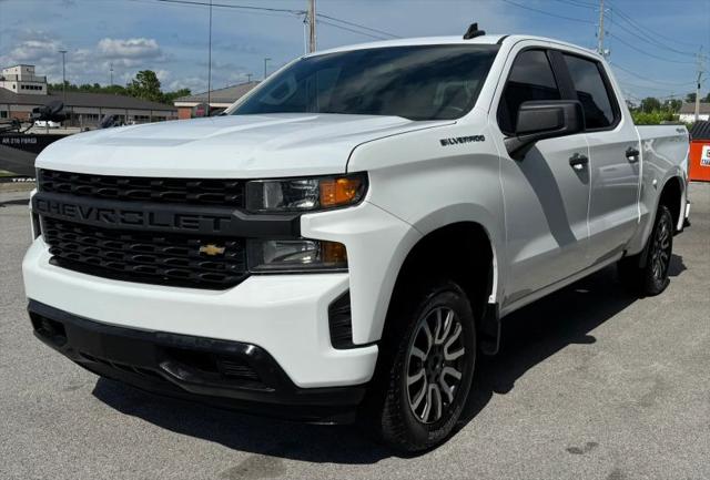 2022 Chevrolet Silverado 1500 4WD Crew Cab Short Bed Custom