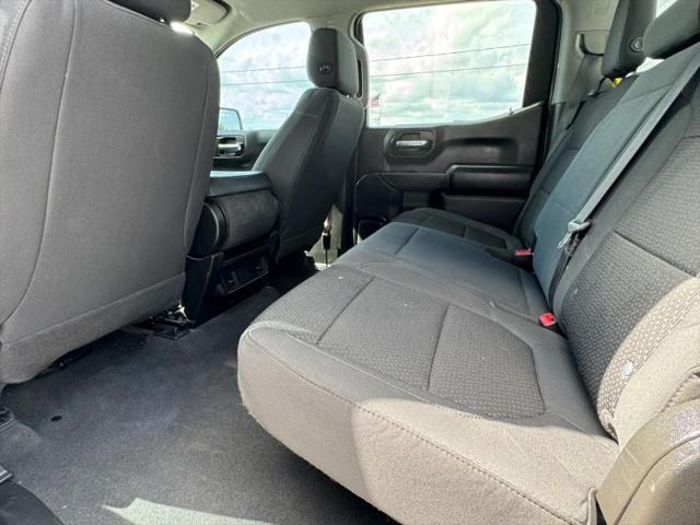 2022 Chevrolet Silverado 1500 4WD Crew Cab Short Bed Custom
