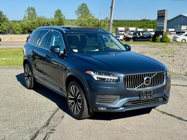 2020 Volvo XC90 T5 Momentum 7 Passenger