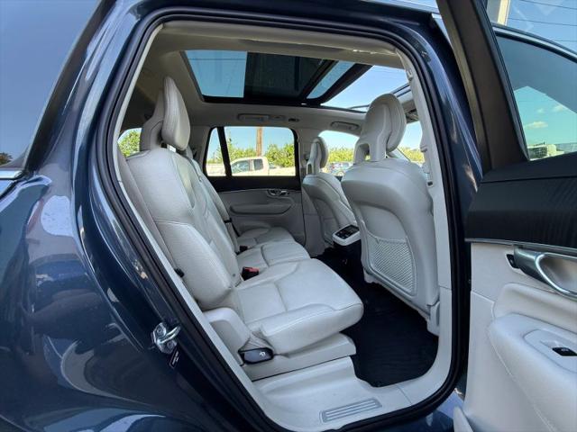 2020 Volvo XC90 T5 Momentum 7 Passenger
