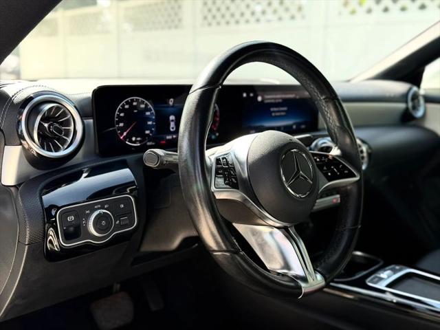 2025 Mercedes-Benz CLA 250 250