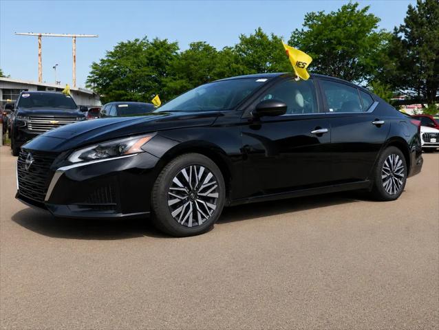 2025 Nissan Altima SV FWD