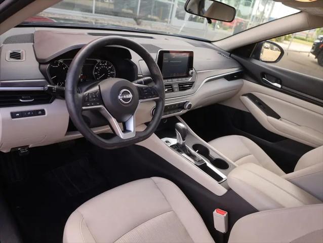 2025 Nissan Altima SV FWD