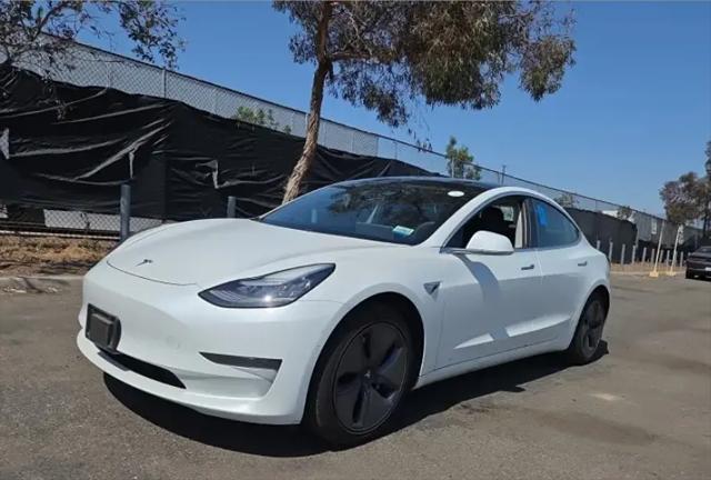 2020 Tesla Model 3 Standard Range Rear-Wheel Drive