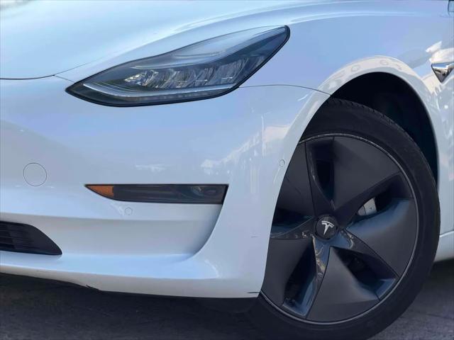2020 Tesla Model 3 Standard Range Rear-Wheel Drive