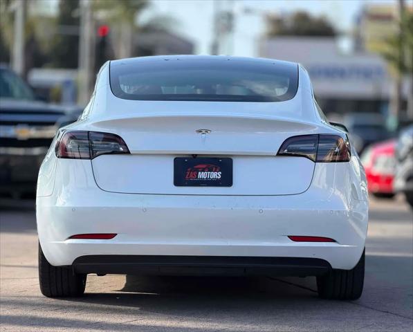 2020 Tesla Model 3 Standard Range Rear-Wheel Drive