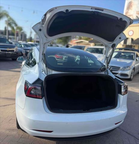 2020 Tesla Model 3 Standard Range Rear-Wheel Drive