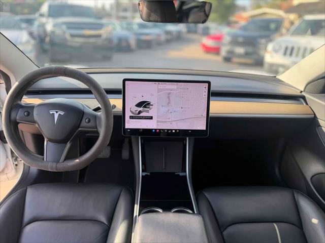 2020 Tesla Model 3 Standard Range Rear-Wheel Drive
