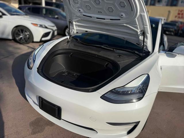 2020 Tesla Model 3 Standard Range Rear-Wheel Drive