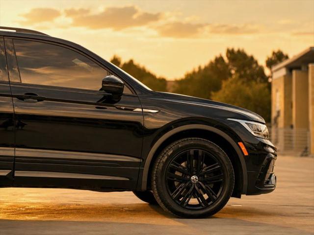 2022 Volkswagen Tiguan 2.0T SE R-Line Black