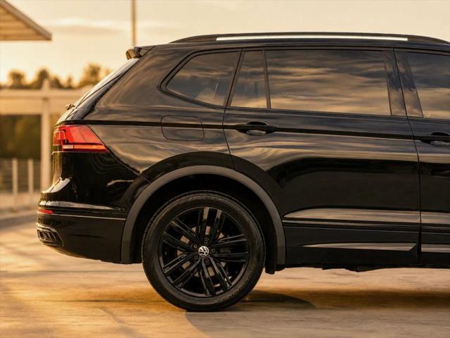 2022 Volkswagen Tiguan 2.0T SE R-Line Black
