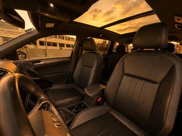 2022 Volkswagen Tiguan 2.0T SE R-Line Black