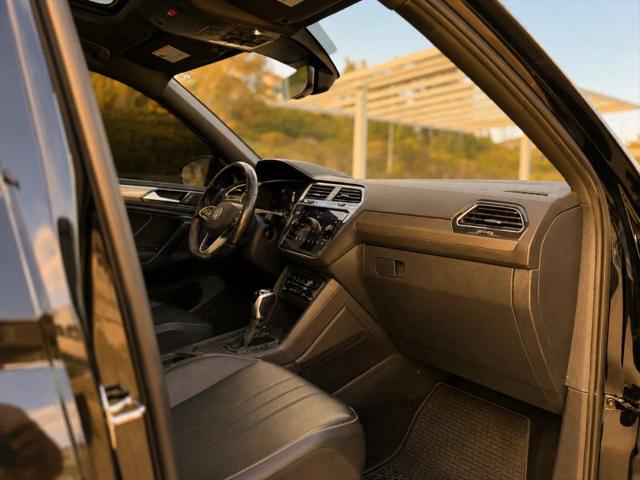 2022 Volkswagen Tiguan 2.0T SE R-Line Black