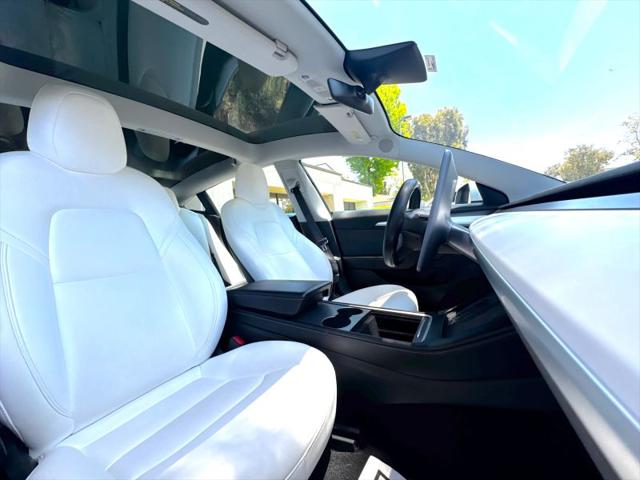 2021 Tesla Model 3 Standard Range Plus Rear-Wheel Drive