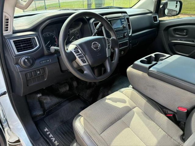 2017 Nissan Titan S