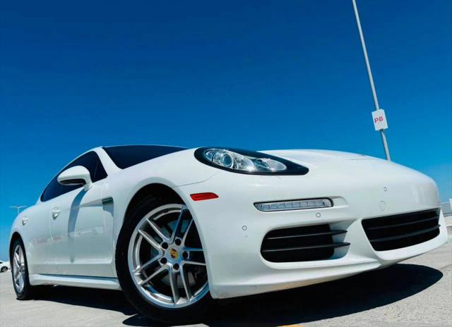 2016 Porsche Panamera Edition