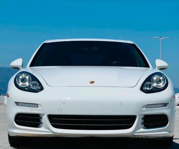 2016 Porsche Panamera Edition