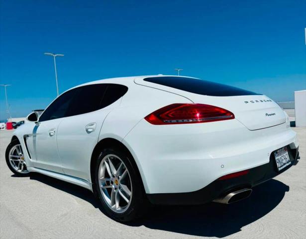 2016 Porsche Panamera Edition