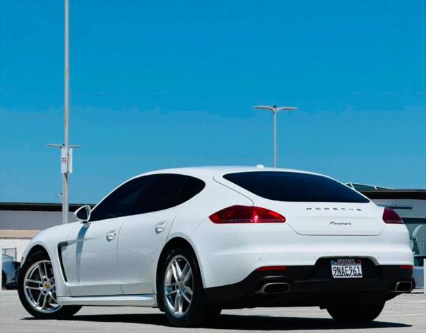 2016 Porsche Panamera Edition