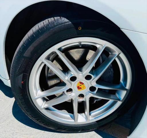 2016 Porsche Panamera Edition