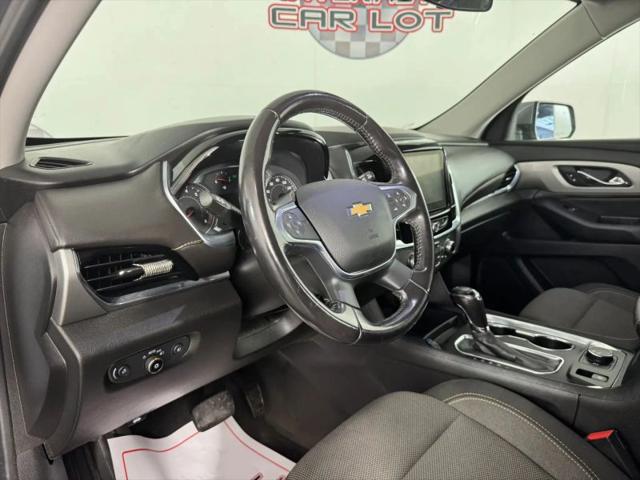 2020 Chevrolet Traverse AWD LT Cloth