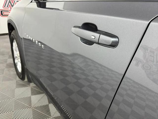 2020 Chevrolet Traverse AWD LT Cloth