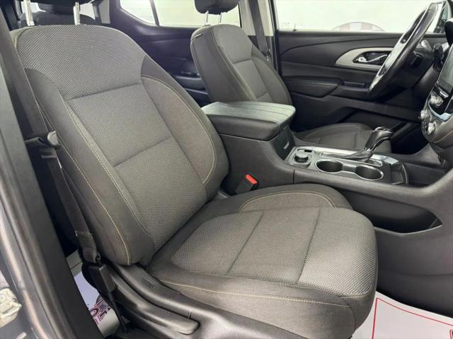 2020 Chevrolet Traverse AWD LT Cloth