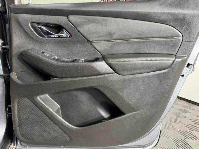 2020 Chevrolet Traverse AWD LT Cloth