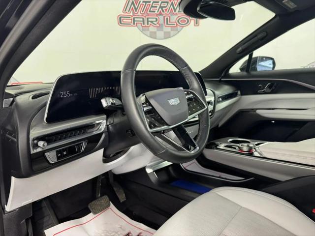 2024 Cadillac iQ Luxury w/1SC