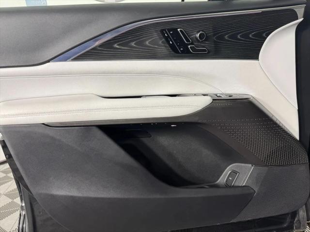 2024 Cadillac iQ Luxury w/1SC