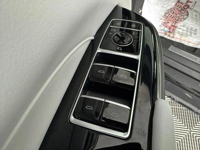 2024 Cadillac iQ Luxury w/1SC