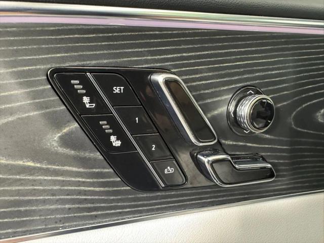 2024 Cadillac iQ Luxury w/1SC