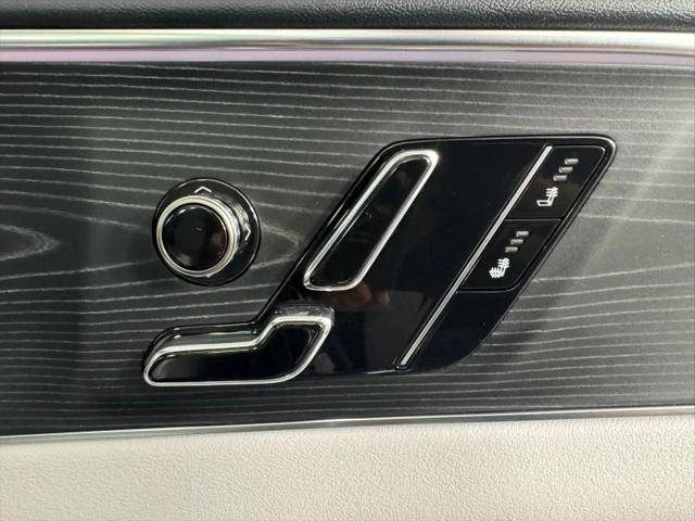 2024 Cadillac iQ Luxury w/1SC