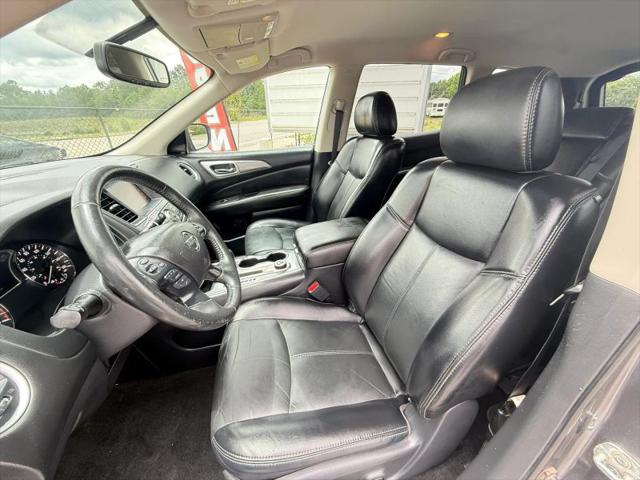 2018 Nissan Pathfinder SL